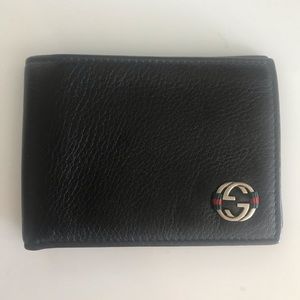 Authentic Gucci Leather Bi Fold Wallet